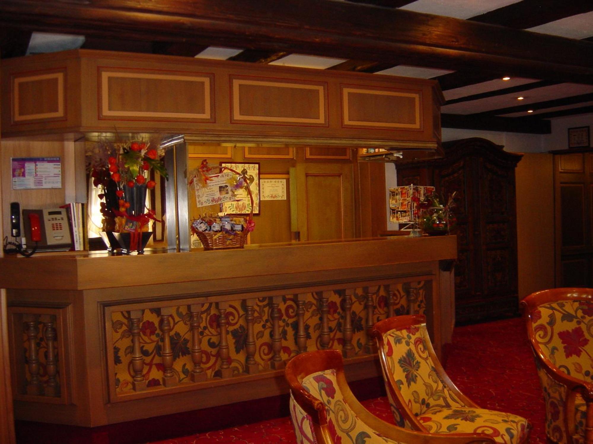 Hotel Restaurant Pere Benoit Entzheim Exterior photo